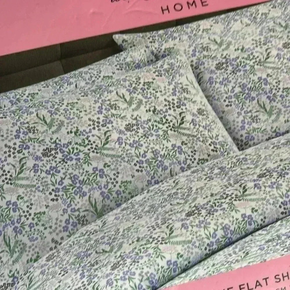 Juicy Couture Home Queen Size Floral Sheet Set NWT - Picture 3 of 6